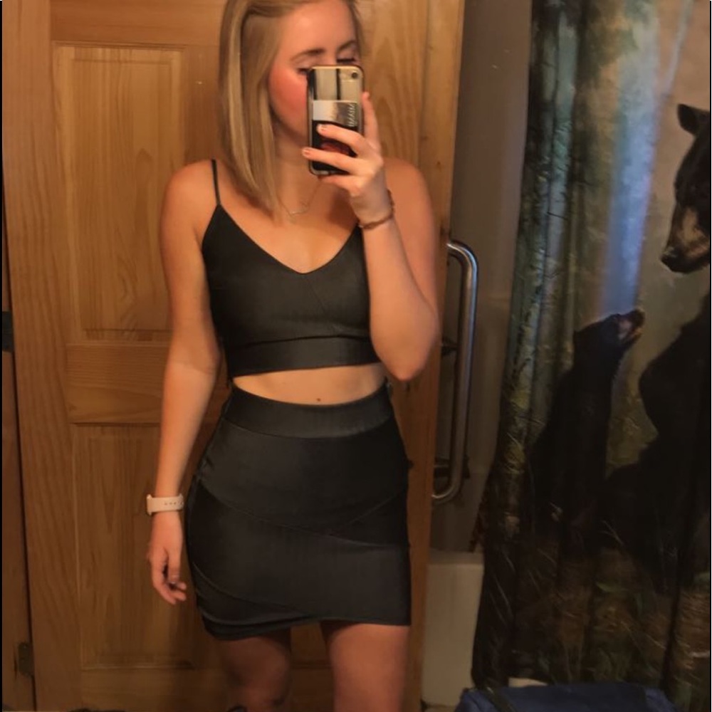 Two piece mini skirt set
